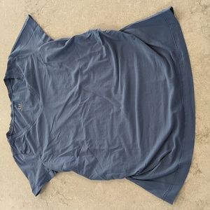 Gap Maternity Tee size M